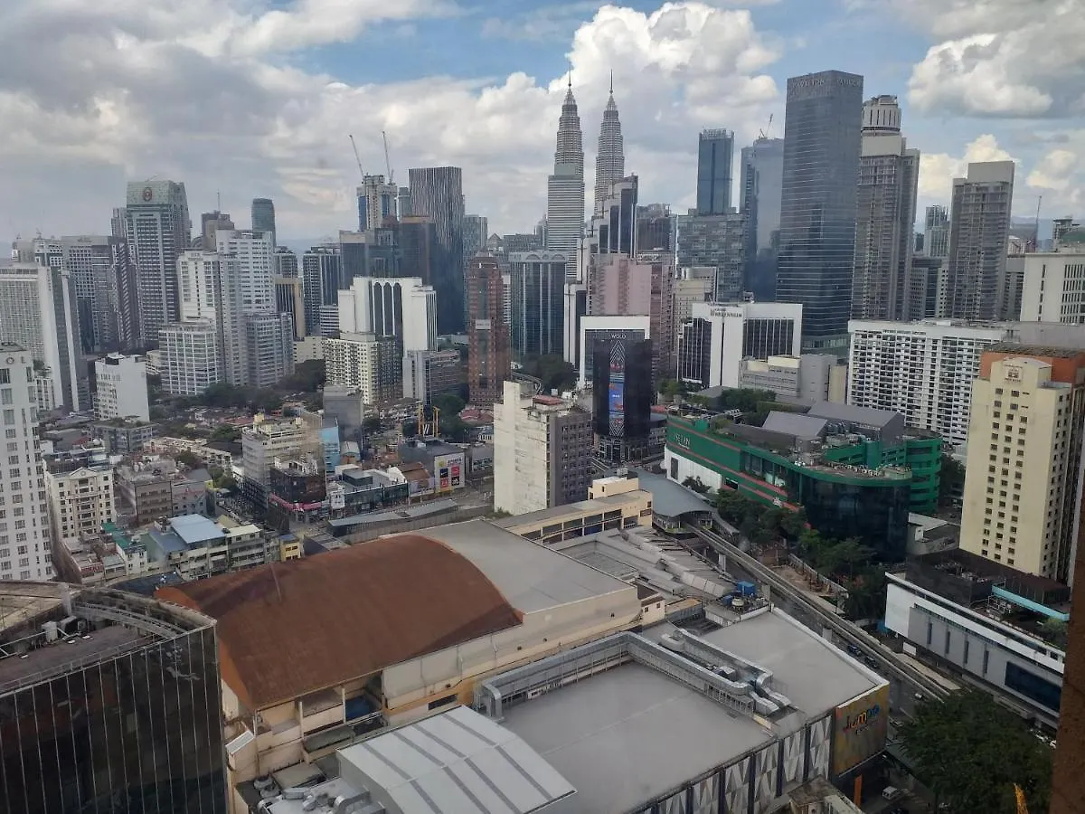 Lexus Service Suite Kuala Lumpur 5*,